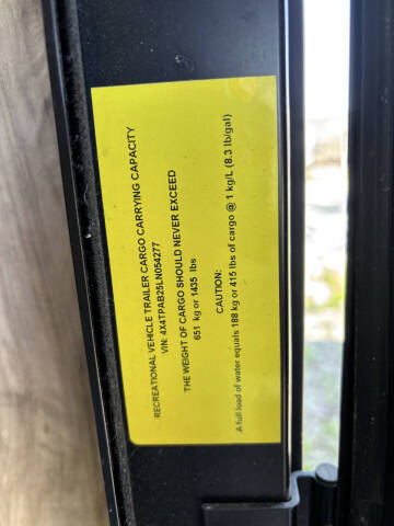 2020 Palomino Solaire 260FKBS