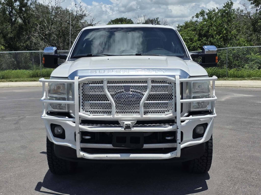 White 2015 Ford F-250 Super Duty Platinum 2
