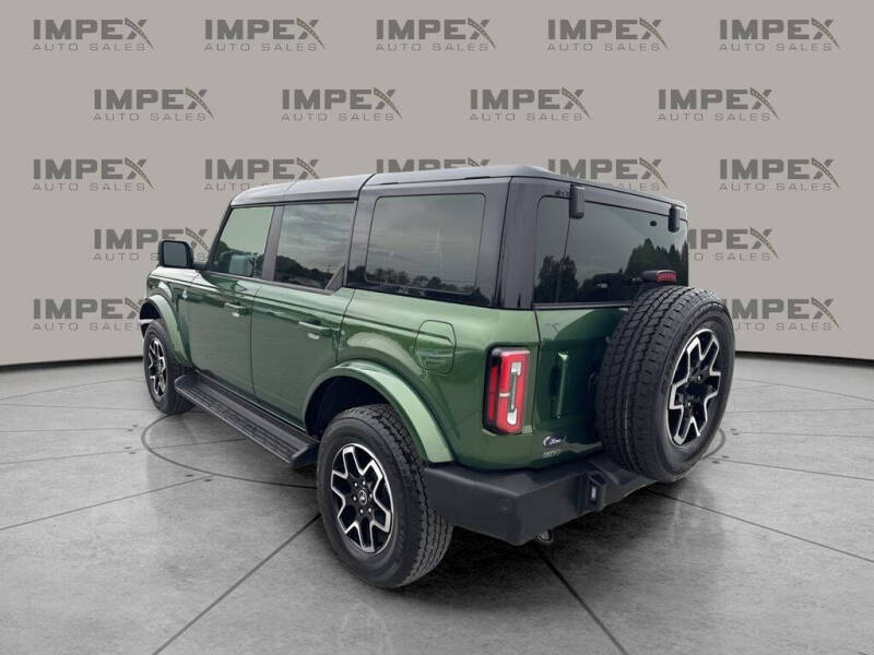2025 Ford Bronco Outer Banks