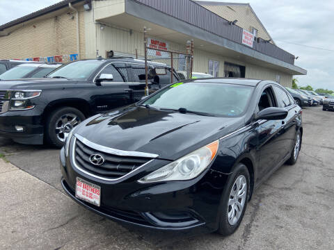 2012 Hyundai Sonata for sale at Six Brothers Mega Lot in Youngstown OH