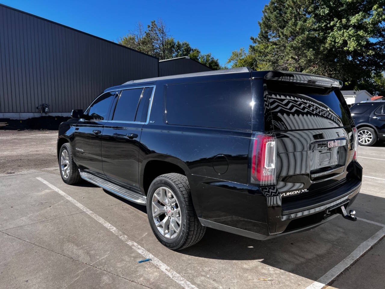 2015 GMC Yukon XL for sale at FARMER's AUTO SALES in Seward, NE