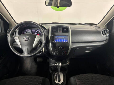 2019 Nissan Versa