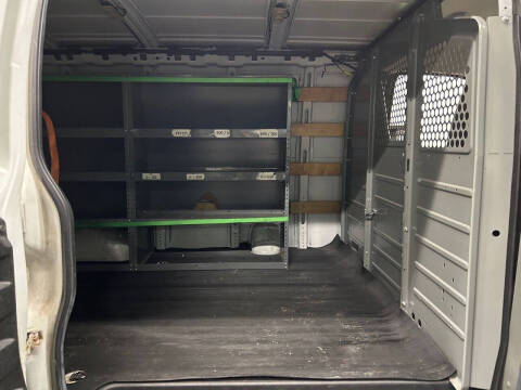 2017 GMC Savana 2500