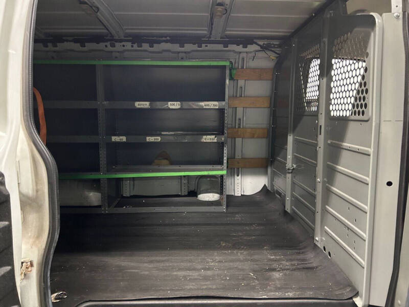 2017 GMC Savana 2500