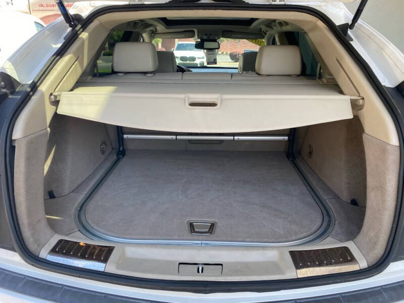 2011 Cadillac SRX Luxury Collection