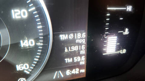 2018 Volvo XC90 T5 Momentum 7-Passenger