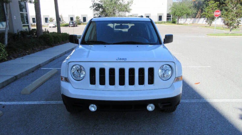 2016 Jeep Patriot Latitude photo 8