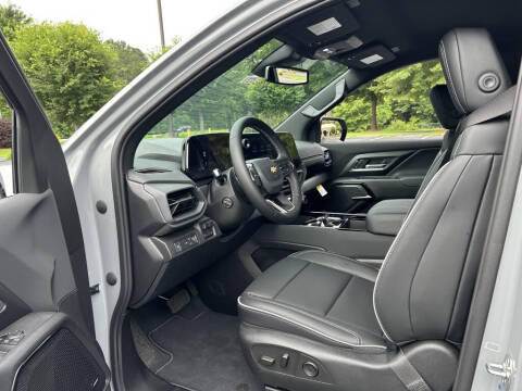 2025 Chevrolet Silverado EV LT