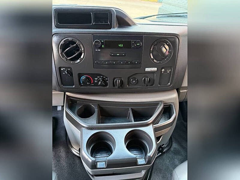 2013 Ford E-Series E-150
