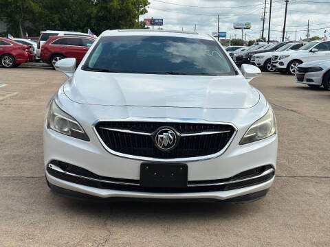 2017 Buick LaCrosse Essence