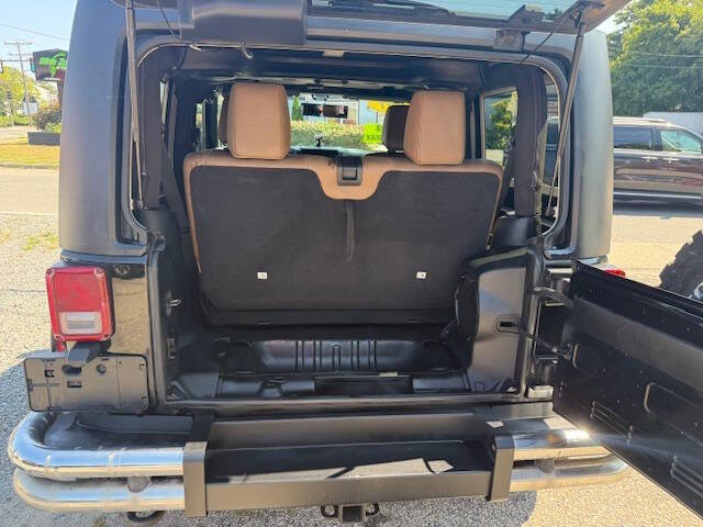2011 Jeep Wrangler Sahara