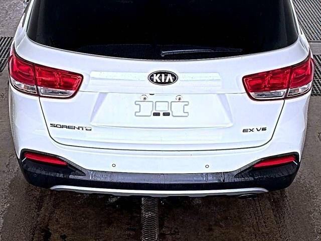 2018 Kia Sorento EX V6