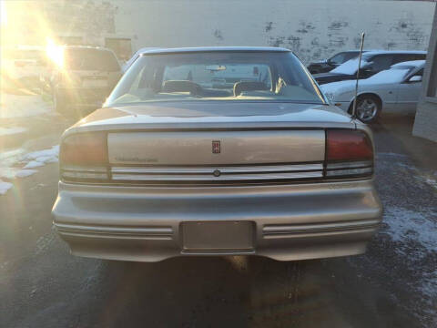 1996 Oldsmobile Cutlass Supreme SL