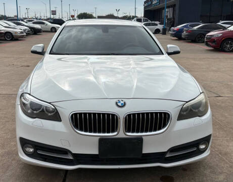 2015 BMW 5 Series 528i