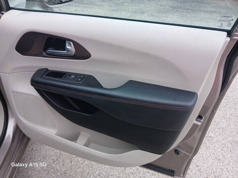 2018 Chrysler Pacifica Touring Plus