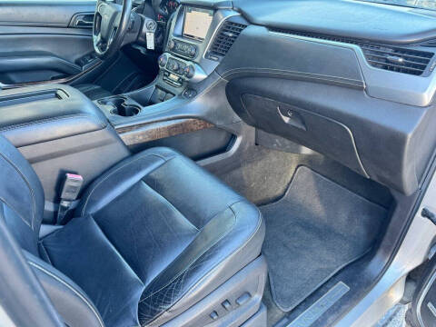 2017 Chevrolet Suburban LT