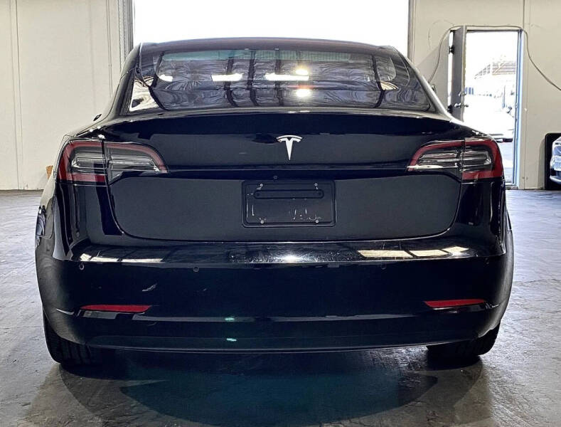 2018 Tesla Model 3 Mid Range