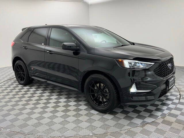 2022 Ford Edge ST
