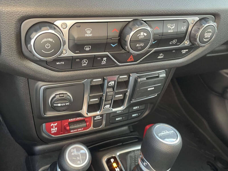 2025 Jeep Gladiator Willys