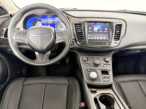 2015 Chrysler 200 C