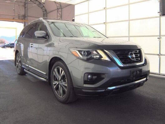 2018 Nissan Pathfinder Platinum