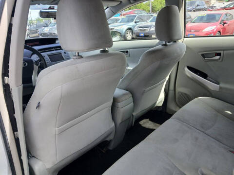 2015 Toyota Prius Two