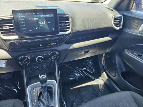 2021 Hyundai Venue SE