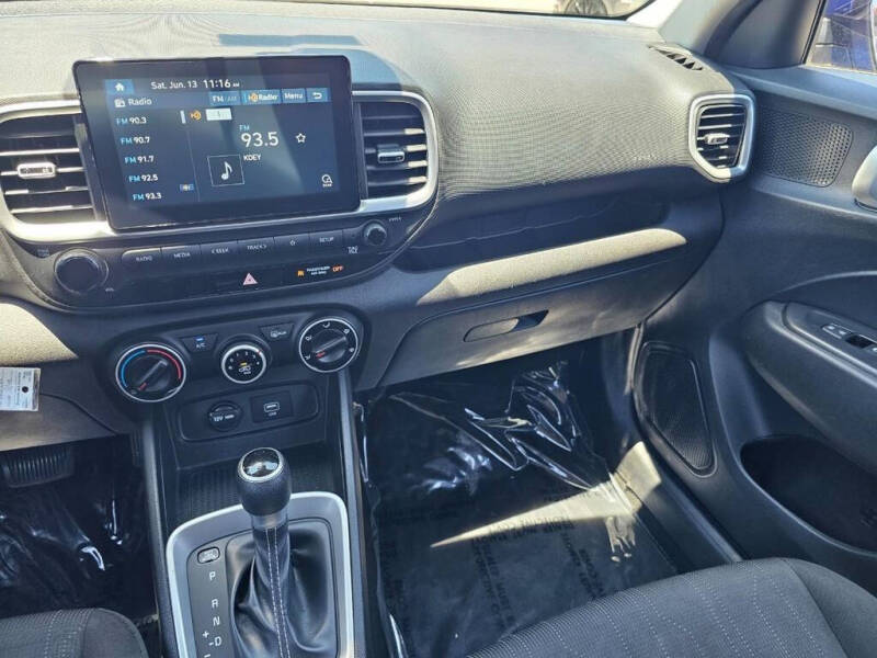 2021 Hyundai Venue SE