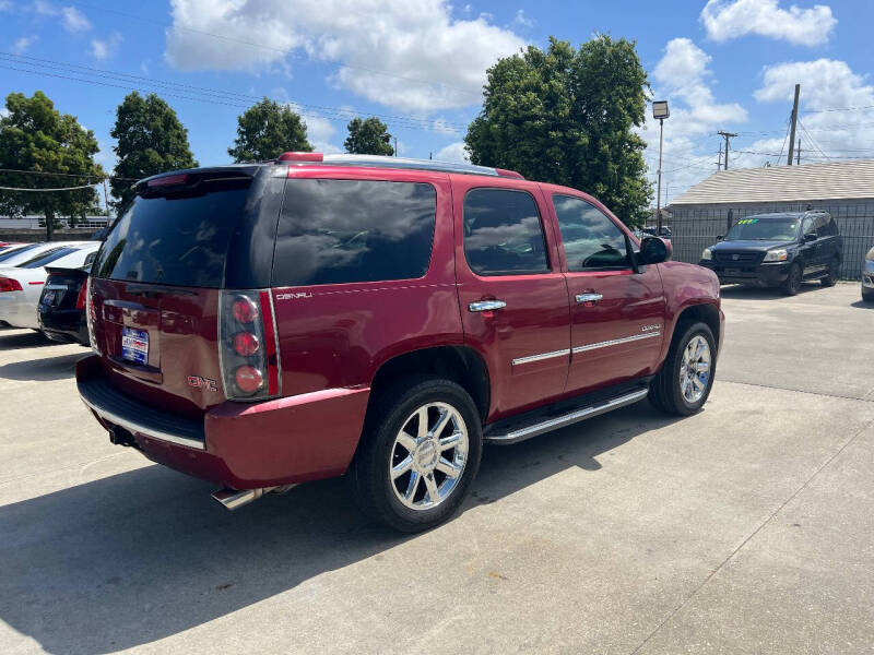 2011 GMC Yukon Denali