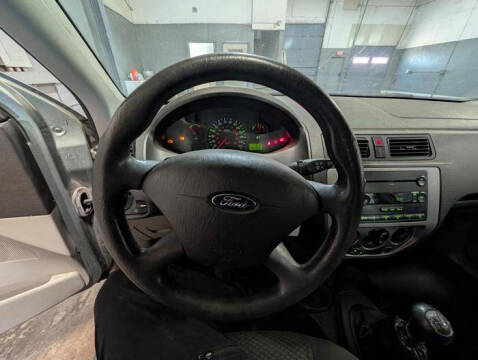 2006 Ford Focus ZX5 S