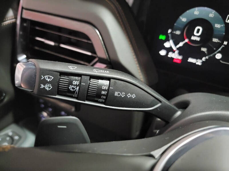 2025 GMC Yukon XL AT4