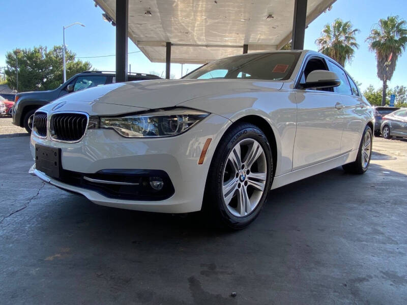 2017 BMW 3 Series 330i