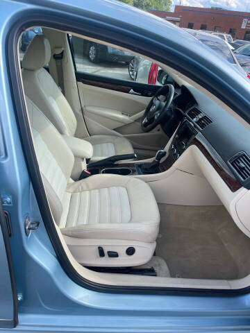 2013 Volkswagen Passat TDI SEL Premium