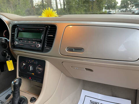 2013 Volkswagen Beetle Convertible 2.5L