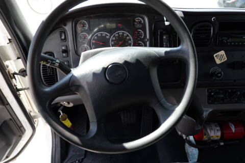 2014 Freightliner M2 106
