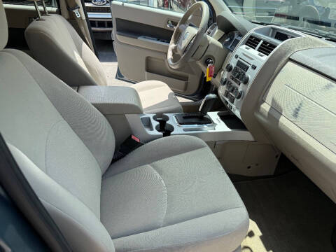 2011 Mercury Mariner V6