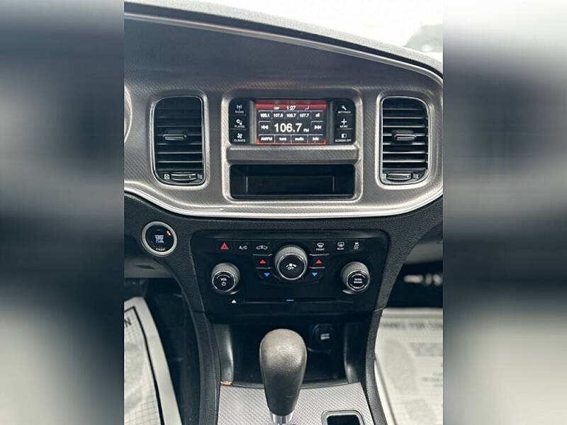 2013 Dodge Charger SE