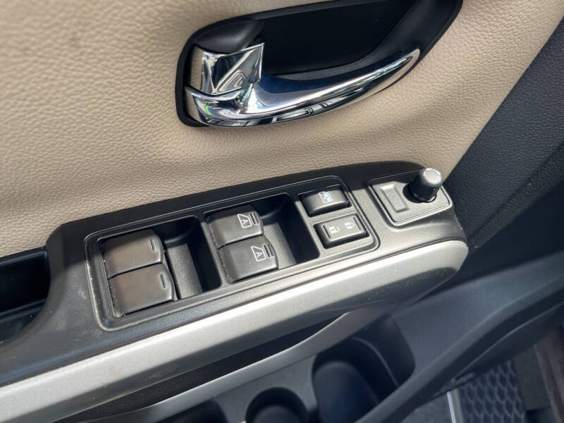 2017 Nissan Titan XD SL