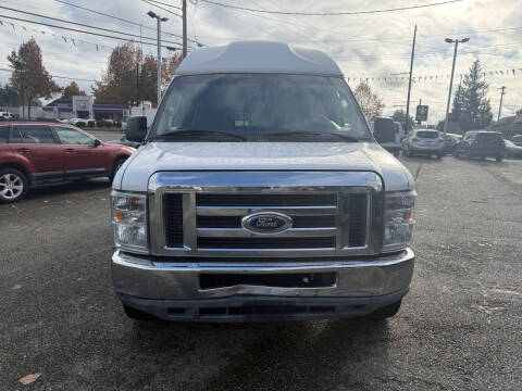 2014 Ford E-Series E-350 SD