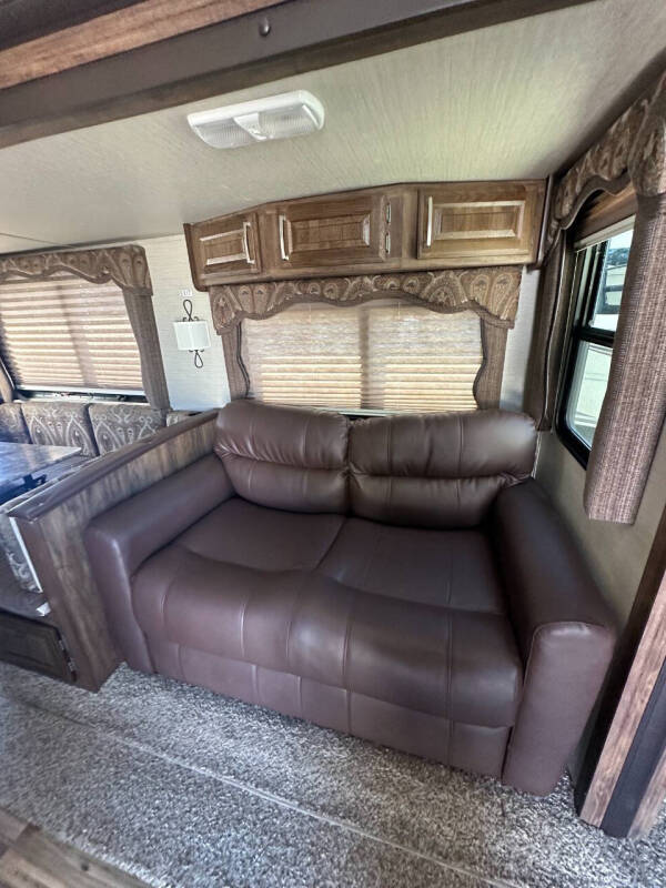2017 Keystone RV COUGAR 284RDBWE