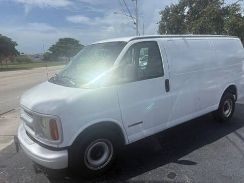 2000 Chevrolet Express G2500