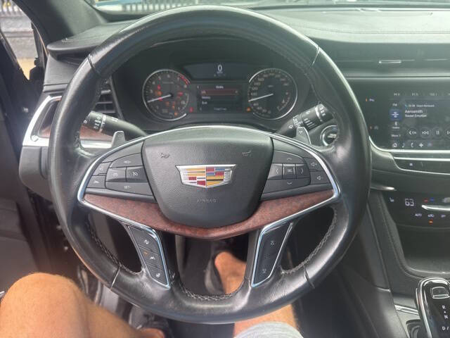 2020 Cadillac XT5 Sport