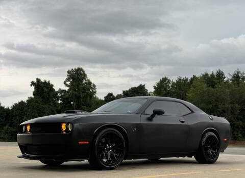 2016 Dodge Challenger 392 HEMI Scat Pack Shaker
