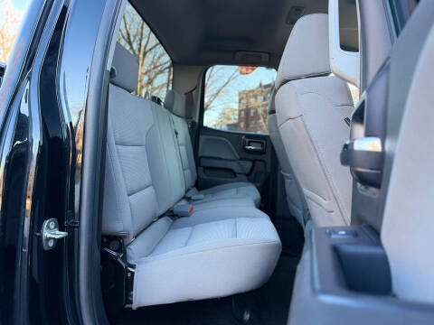 2018 Chevrolet Silverado 1500 Custom