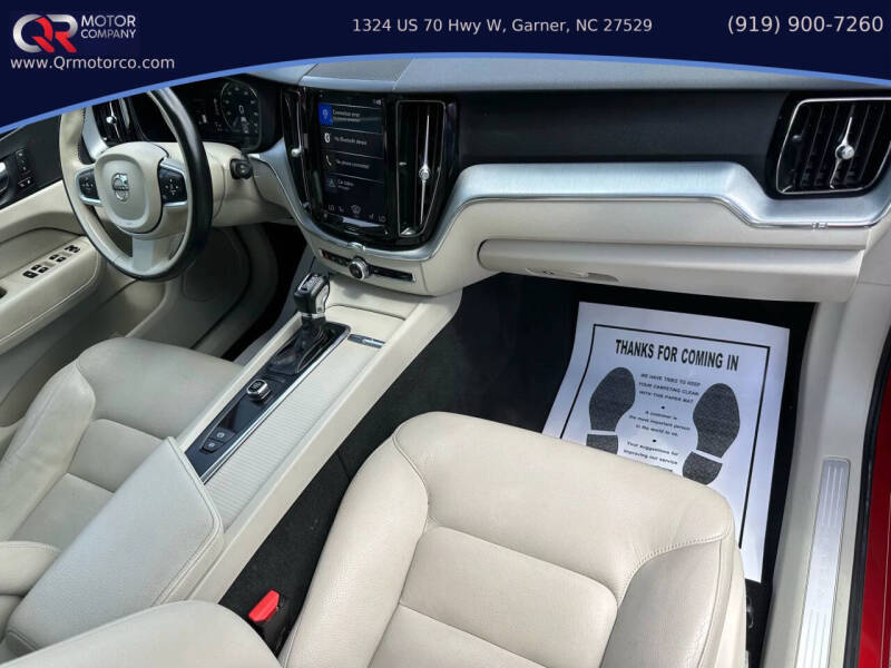 2018 Volvo XC60 T5 Momentum