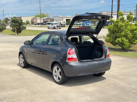 2009 Hyundai Accent SE