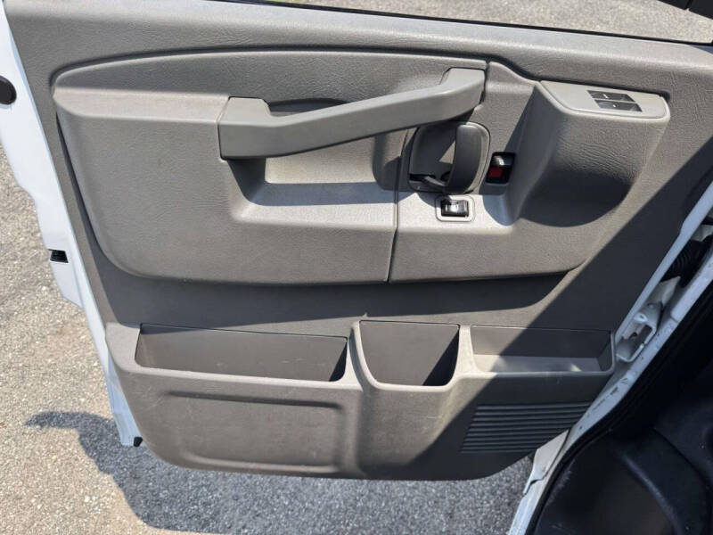 2018 Chevrolet Express 2500