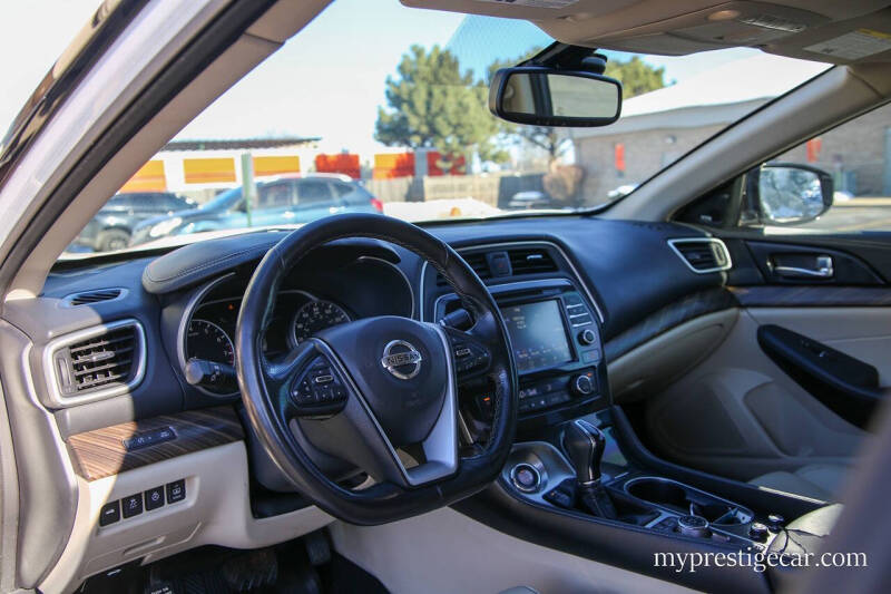 2017 Nissan Maxima Platinum