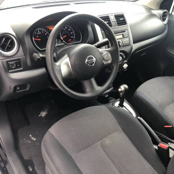 2014 Nissan Versa 1.6 SV