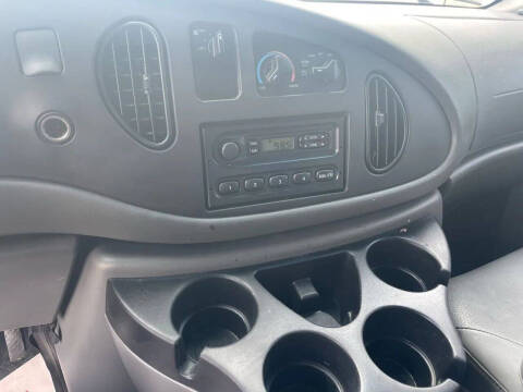 2008 Ford E-Series E-250